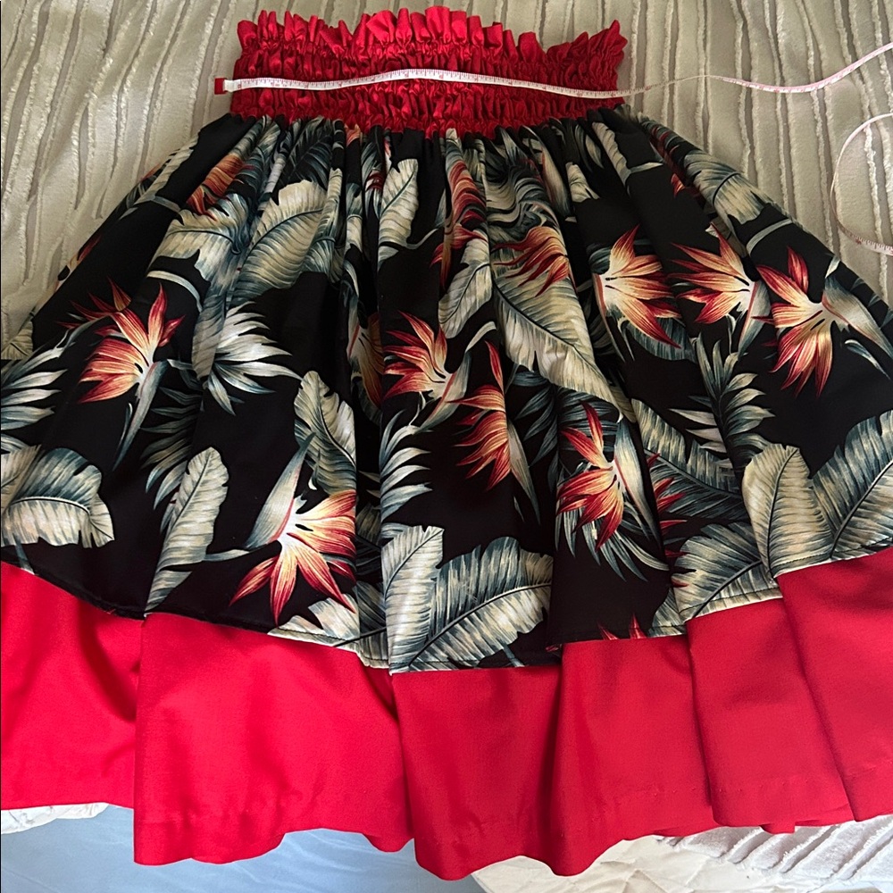 Floral Black and Red Hulu Skirt